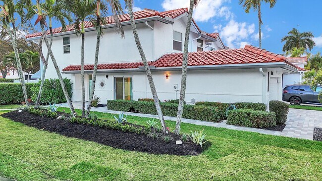 8608 Vía Giula in Boca Raton, FL - Building Photo - Building Photo