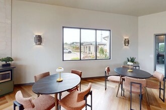 Elevate Apartments in Green Bay, WI - Foto de edificio - Building Photo
