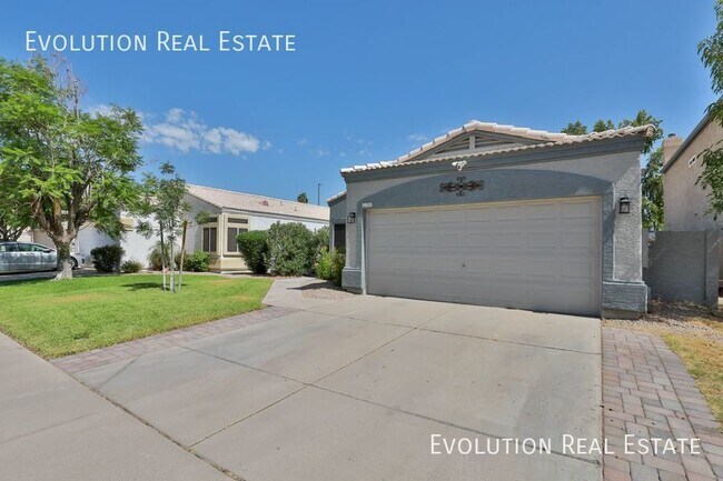 1542 E Beacon Dr in Gilbert, AZ - Building Photo - Building Photo