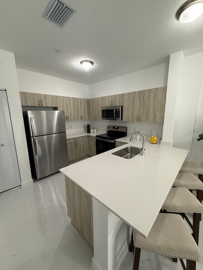 property at 810 SW 71st Ave