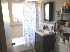 609 Oakton St in Evanston, IL - Building Photo - Building Photo