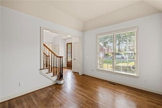 12857 Waterside Dr in Alpharetta, GA - Building Photo - Building Photo