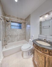 202 Ocean Breeze, Unit 12 in Lake Worth Beach, FL - Building Photo - Building Photo