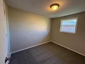 5 Lee St, Unit 5b in Martinsville, IN - Building Photo - Building Photo