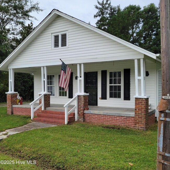 property at 205 N Dudley St