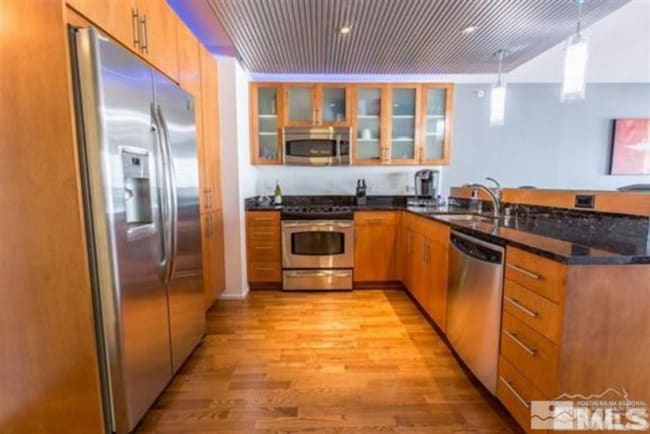 255 N Sierra St in Reno, NV - Building Photo - Building Photo