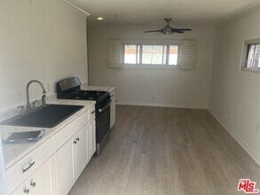 8920 Villanova Ave in Los Angeles, CA - Building Photo - Building Photo