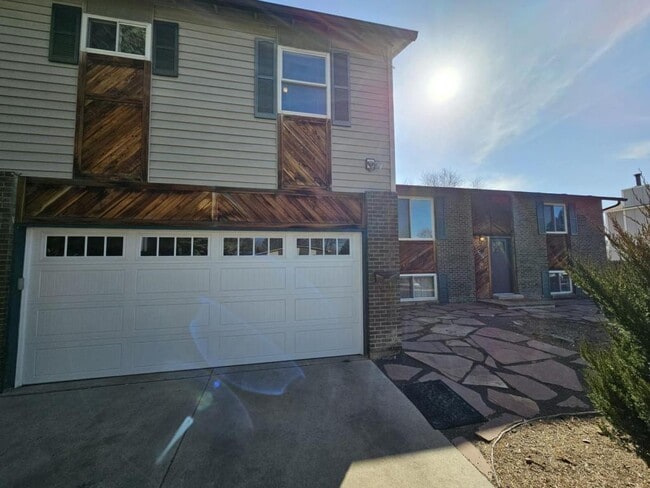 property at 3508 Chestnut Ave