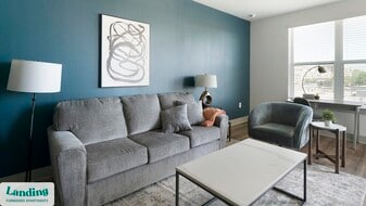 1950 Winrock Blvd in Houston, TX - Building Photo