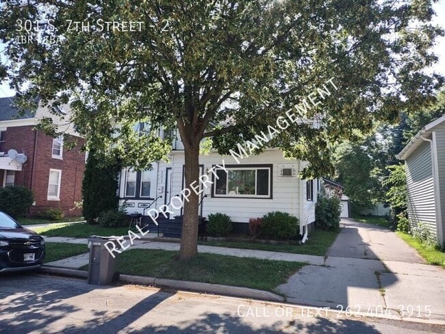 property at 301 S 7th St
