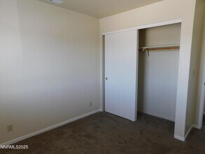 240 Serpa Pl in Fallon, NV - Building Photo - Building Photo