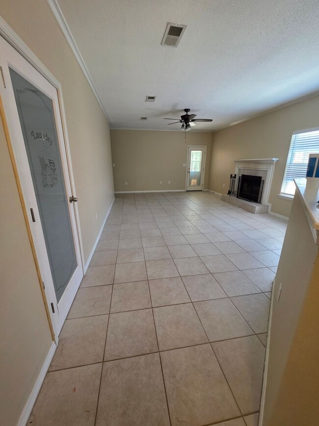 5910 Drexel Rd in Pensacola, FL - Building Photo - Building Photo