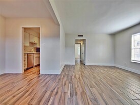 600 19th St in Galveston, TX - Building Photo