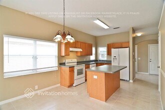 7629 Clovelly Park Pl in Apollo Beach, FL - Foto de edificio - Building Photo
