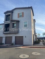 5851 S 23rd Way in Phoenix, AZ - Building Photo
