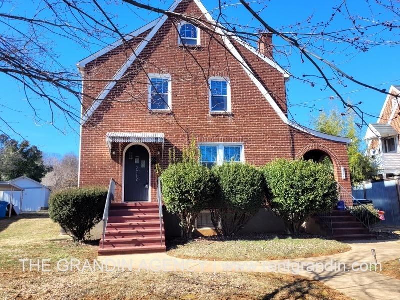 2712 Cumberland St NW in Roanoke, VA - Building Photo