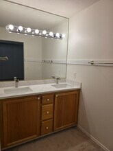 23630 SW Red Fern Dr in Sherwood, OR - Building Photo - Building Photo