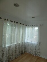 5916 Ernest Ave, Unit 1/2 in Los Angeles, CA - Building Photo - Building Photo