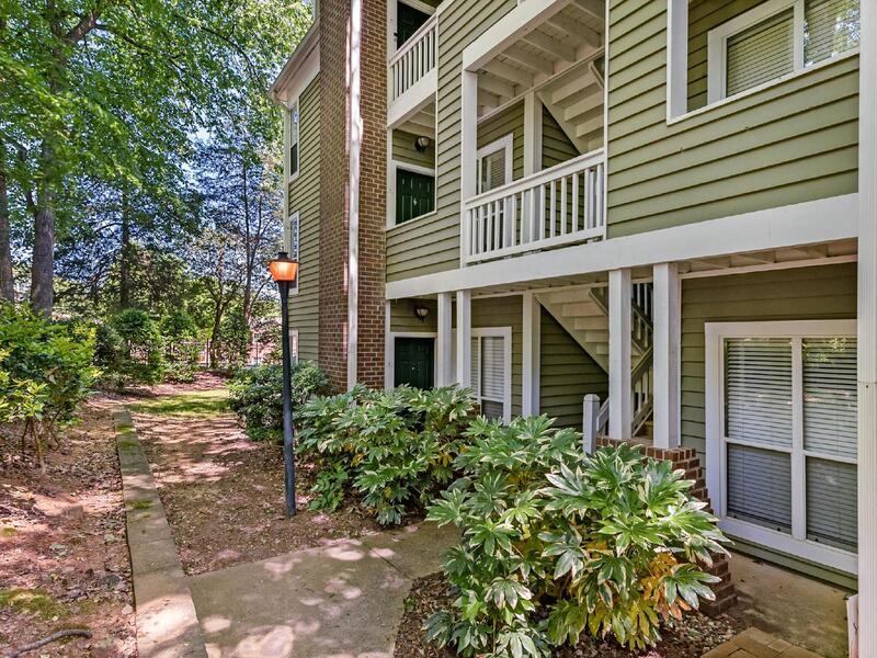 2506 Cranbrook Ln in Charlotte, NC - Building Photo