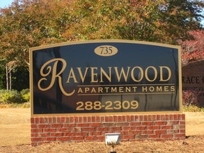 Ravenwood Apartments in Mauldin, SC - Foto de edificio - Building Photo