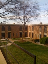 5715 N Kings Hwy in Alexandria, VA - Building Photo - Building Photo