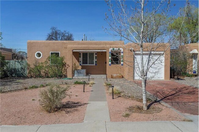 property at 1109 Lafayette Dr NE
