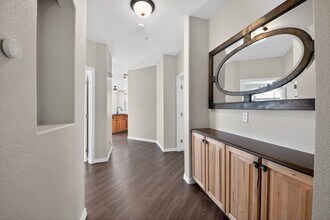 15455 Canyon Rim Dr in Englewood, CO - Foto de edificio - Building Photo