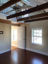13 Lowe St, Unit 2 in Peabody, MA - Building Photo