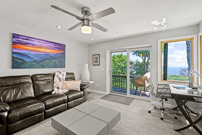 220 Northridge Rd