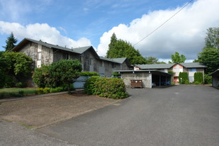 Town House North Apartments