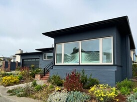 2 Maywood Ave in Daly City, CA - Building Photo