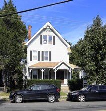 24 Hoyt St in Stamford, CT - Building Photo - Building Photo