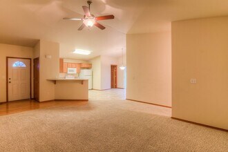 1001 S 91st Ave in Yakima, WA - Building Photo - Building Photo