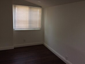 359 Heather Heights Ct in Monrovia, CA - Building Photo - Building Photo