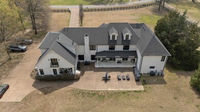 9376 Forest Wind Cove in Collierville, TN - Building Photo - Building Photo