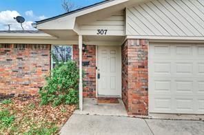 307 N Jordan St in Whitesboro, TX - Building Photo - Building Photo