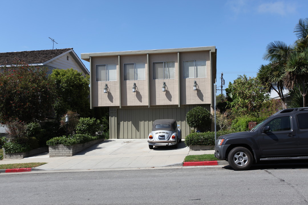 1028 18th St in Santa Monica, CA - Building Photo