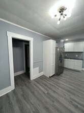 216 Bassett St, Unit 1 in Syracuse, NY - Building Photo - Building Photo