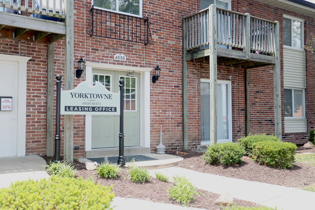 Yorktowne Apartments in St. Louis, MO - Building Photo - Building Photo