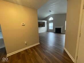 6043 Hayford Ct in Indianapolis, IN - Building Photo - Building Photo