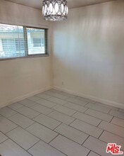 4726 Park Granada in Calabasas, CA - Building Photo - Building Photo