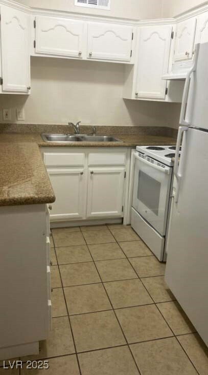 property at 412 W Monroe Ave