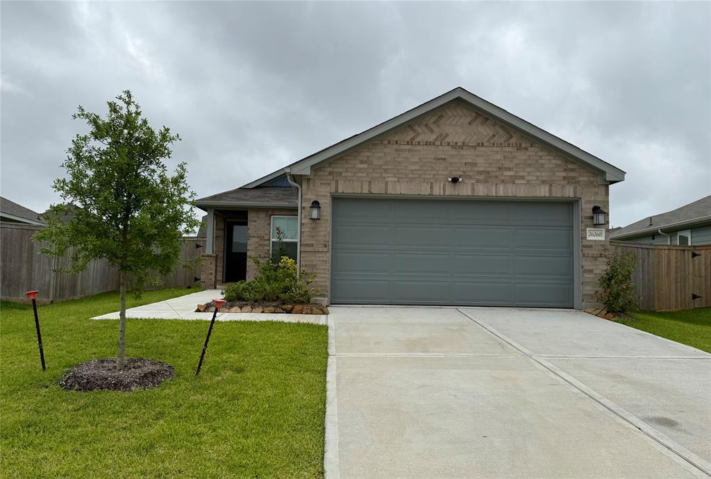 26260 Astral Wy in La Marque, TX - Building Photo