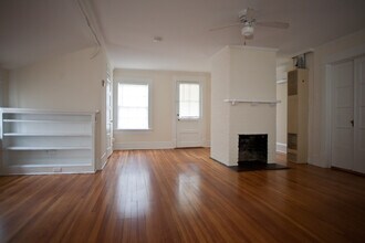 103 Isaac Ln in Chapel Hill, NC - Building Photo - Building Photo