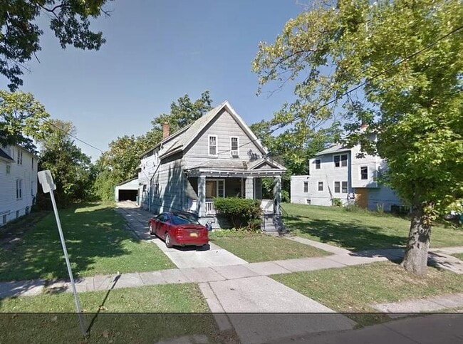 246 Carl St in Buffalo, NY - Building Photo - Building Photo