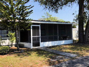 Lakewood Apartments in Brandon, FL - Building Photo - Building Photo