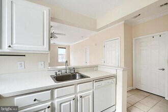 23 Pierside Dr in Baltimore, MD - Building Photo - Building Photo