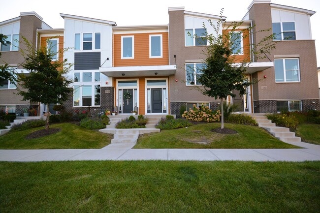 property at 3S624 Everton Dr