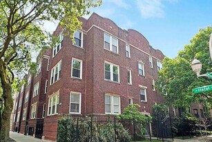 903 W Sunnyside Ave in Chicago, IL - Building Photo