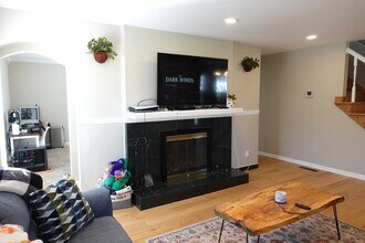 1333 Holliday Dr in Winder, GA - Foto de edificio - Building Photo